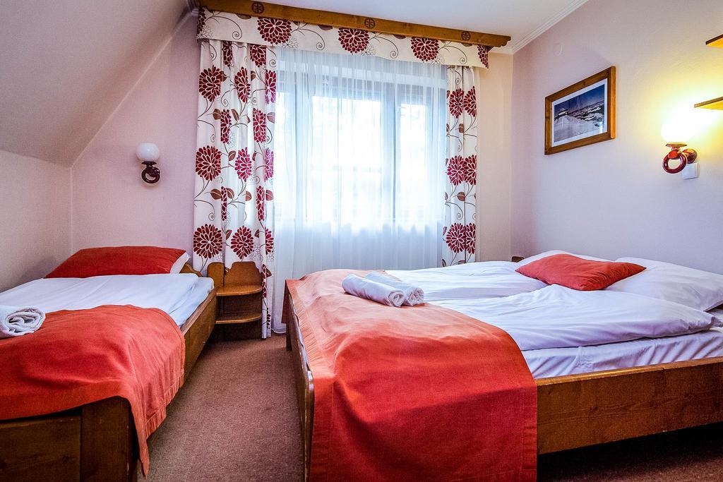 Aparthotel Pod Nosalem Zakopane Esterno foto